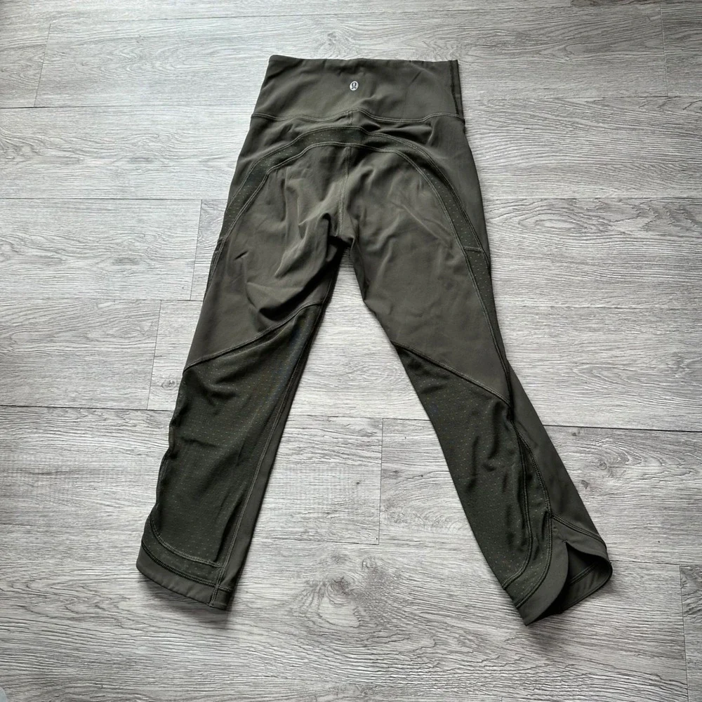 Lululemon Olive Green wunder under Crop II Leggings Womens Size‎ 4 Activewear